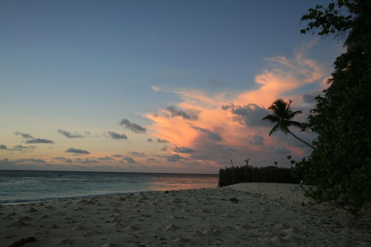 Sevidlam Rinbudhoo Inn 妮兰朵南环礁 外观 照片